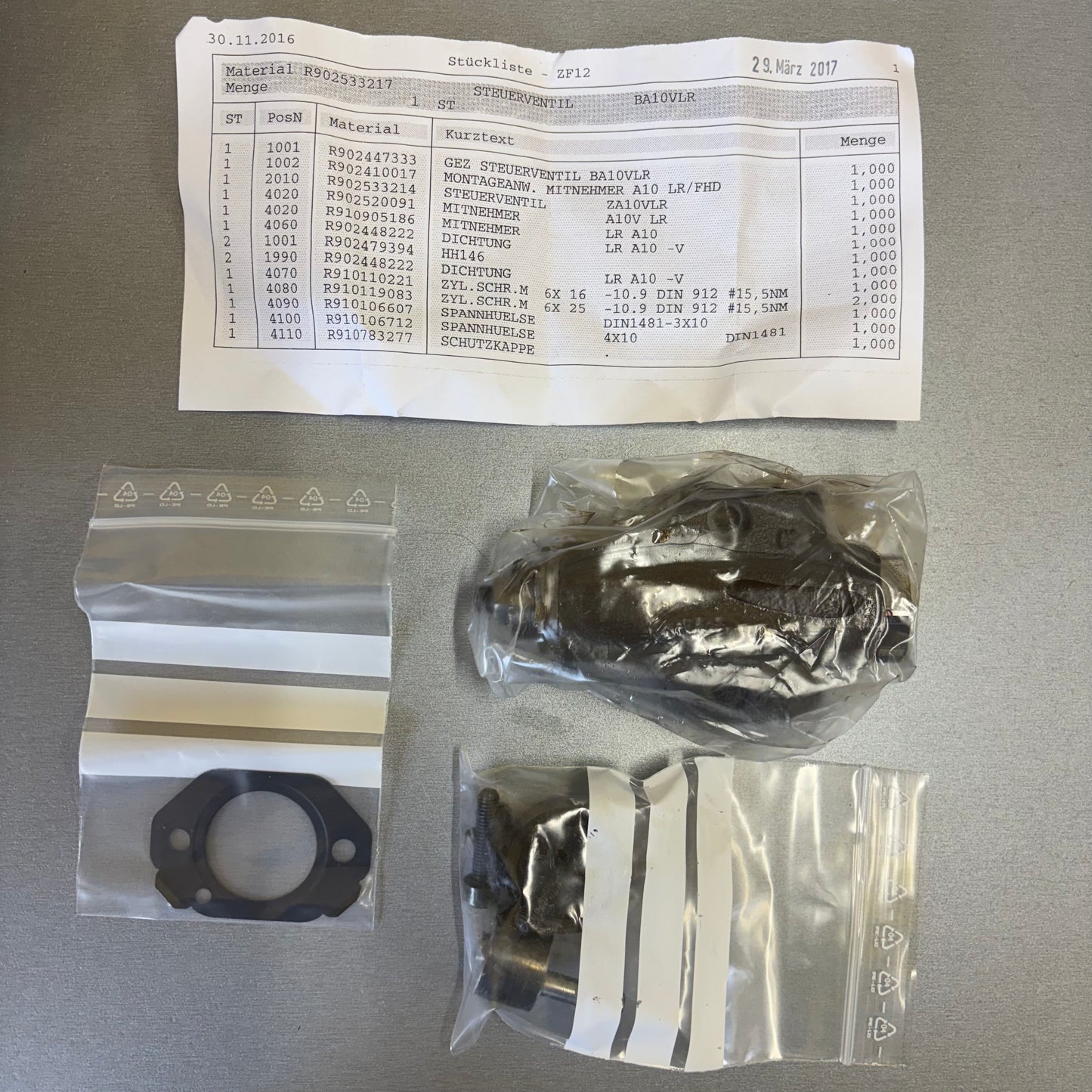 Rexroth R902533217 A10V 31V LR Control New Genuine Part